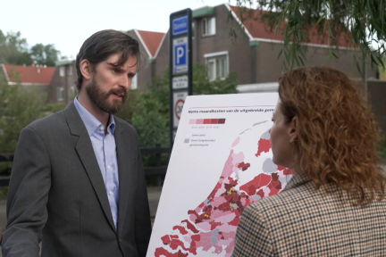 De grens tussen gemeente Ouderamstel en Diemen, huizen staan er op 40 meter afstand