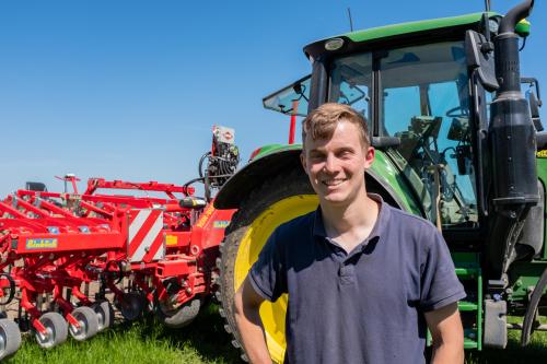 Bioboer in opleiding Gijs