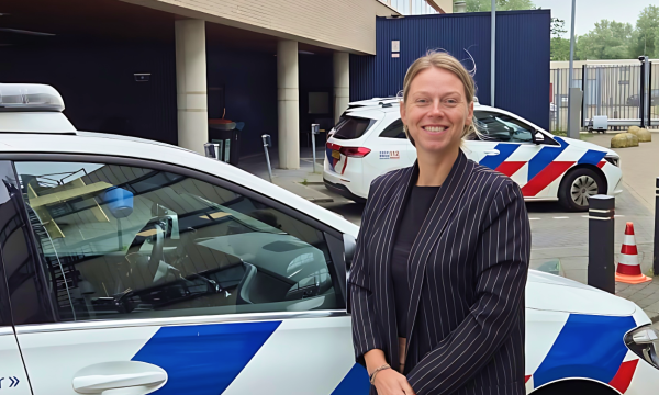Politie-agent Angela Visscher